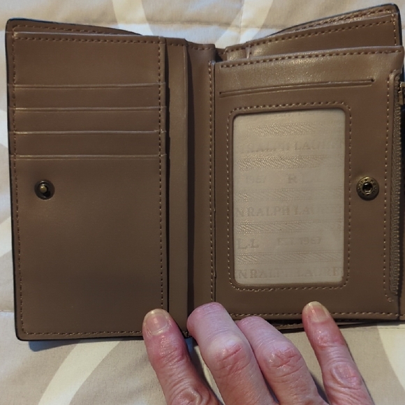 Lauren Ralph Lauren Black Wallet - Picture 2 of 3